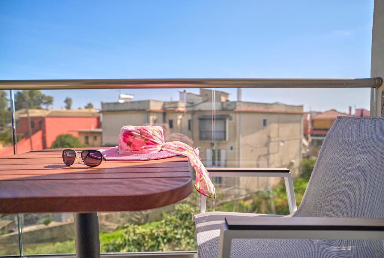 Sunflower Suites Gouvia Corfu Exterior foto