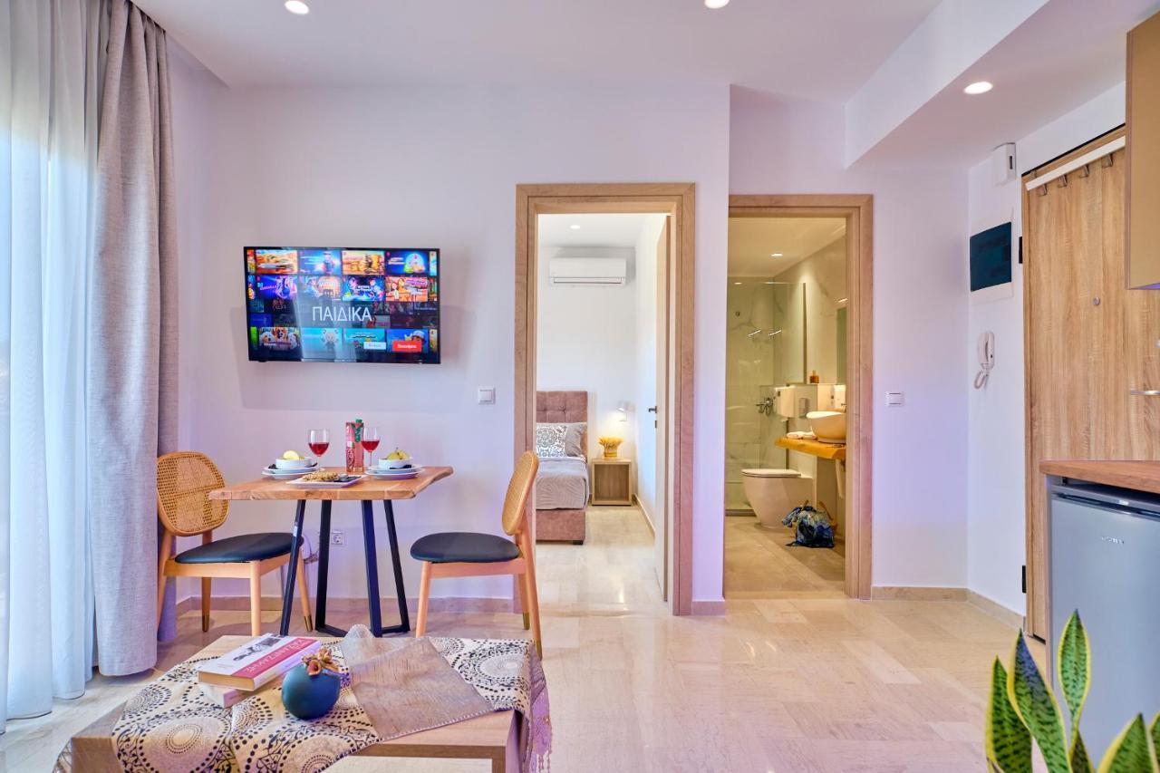 Sunflower Suites Gouvia Corfu Exterior foto