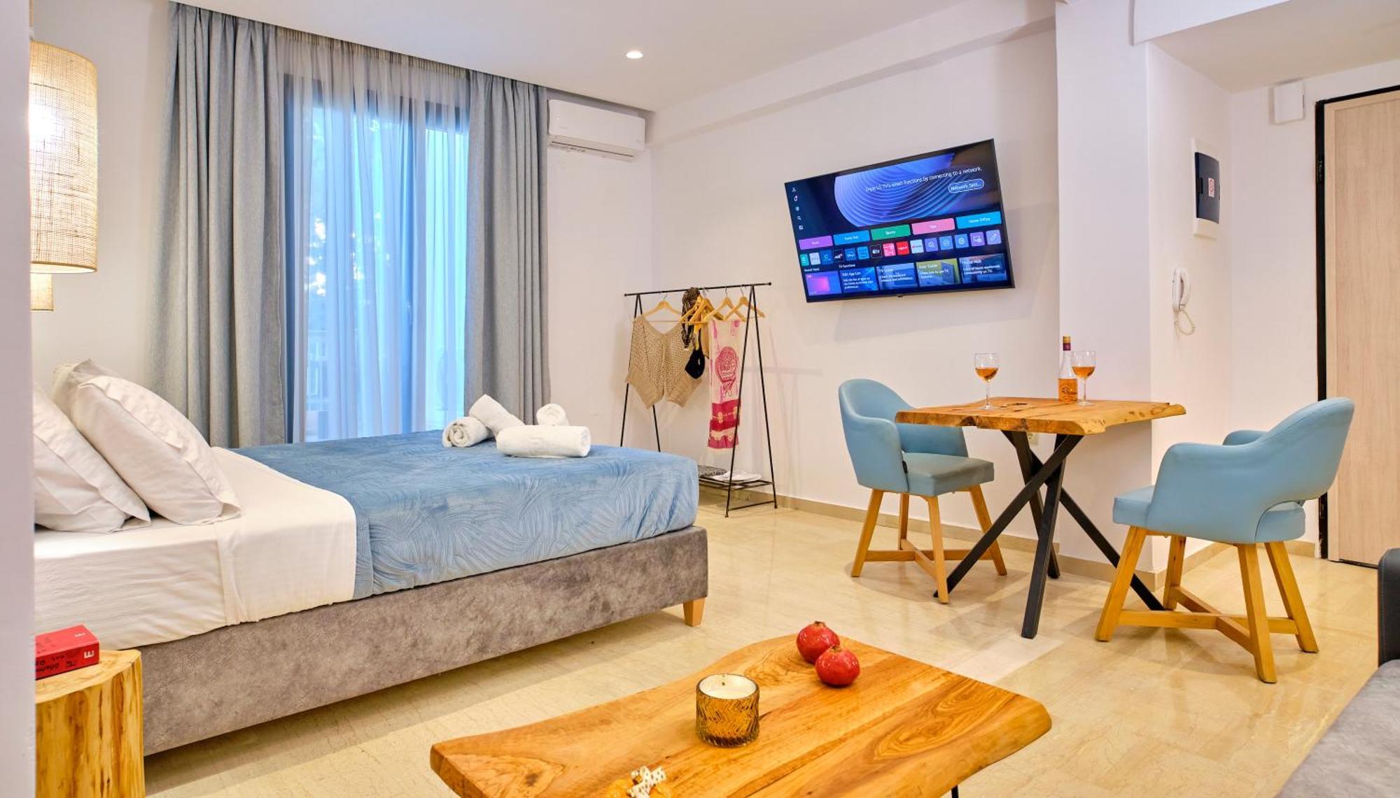 Sunflower Suites Gouvia Corfu Exterior foto